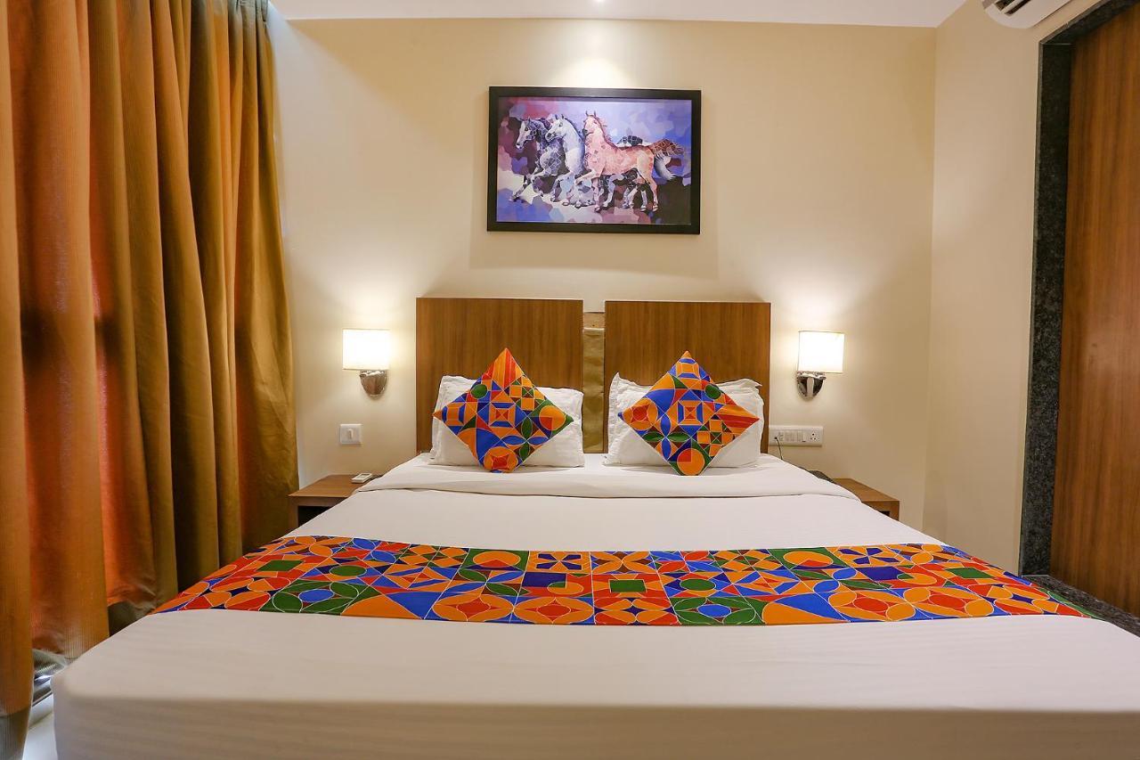 Fabhotel Royal International มุมไบ ภายนอก รูปภาพ