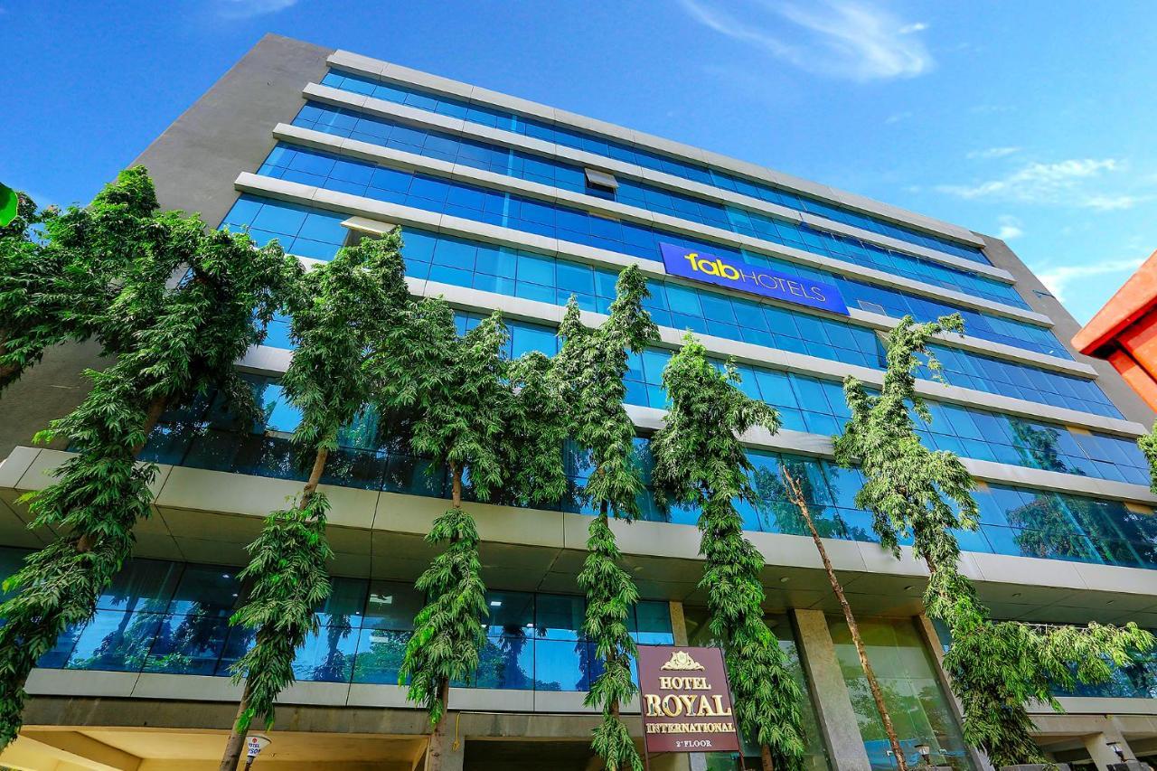 Fabhotel Royal International มุมไบ ภายนอก รูปภาพ