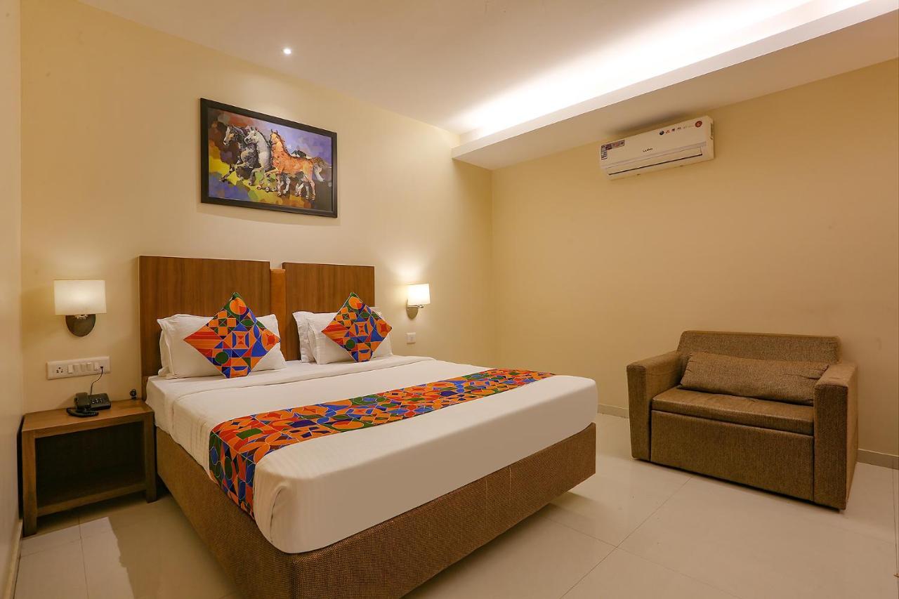 Fabhotel Royal International มุมไบ ภายนอก รูปภาพ